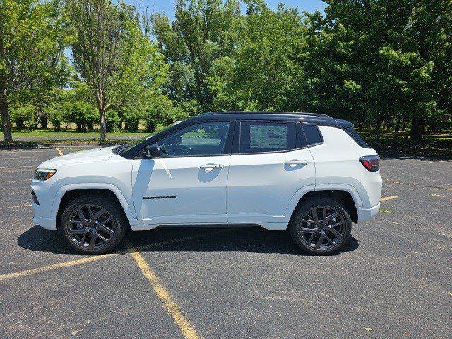 2025 Jeep Compass COMPASS LIMITED 4X4