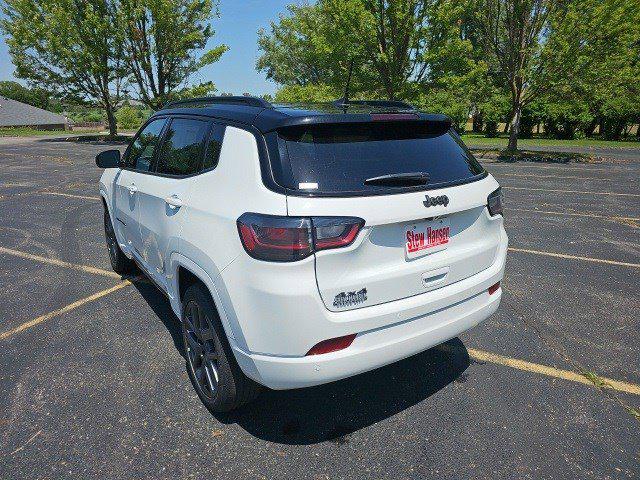 2025 Jeep Compass COMPASS LIMITED 4X4