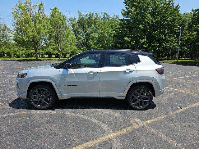 2025 Jeep Compass COMPASS LIMITED 4X4