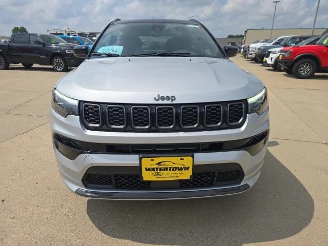 2025 Jeep Compass COMPASS LIMITED 4X4
