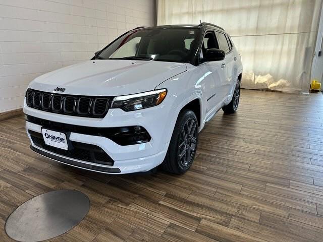 2025 Jeep Compass COMPASS LIMITED 4X4