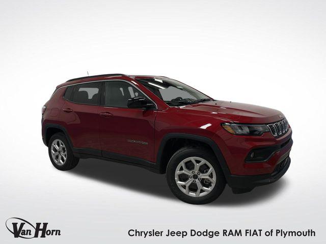 2025 Jeep Compass COMPASS LATITUDE 4X4