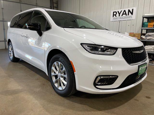 2025 Chrysler Pacifica PACIFICA SELECT AWD