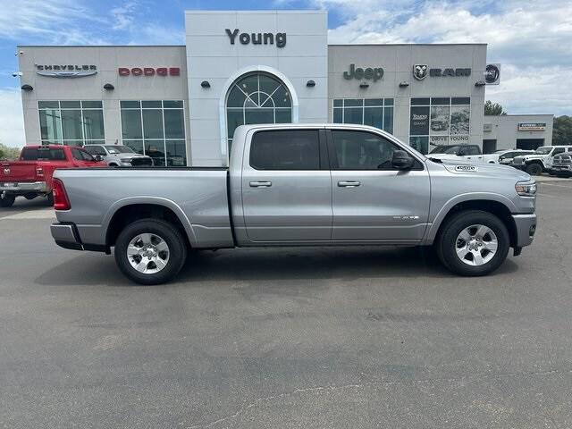 2025 RAM Ram 1500 RAM 1500 BIG HORN CREW CAB 4X4 64 BOX 2025 RAM Ram 1500 RAM 1500 BIG HORN CREW CAB 4X4 64 BOX