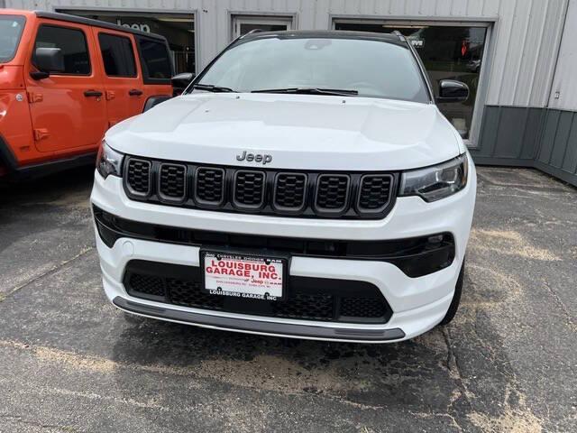 2025 Jeep Compass COMPASS LIMITED 4X4