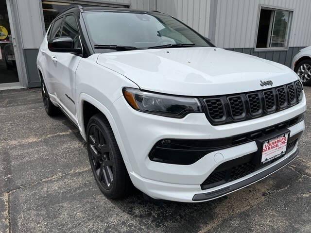 2025 Jeep Compass COMPASS LIMITED 4X4