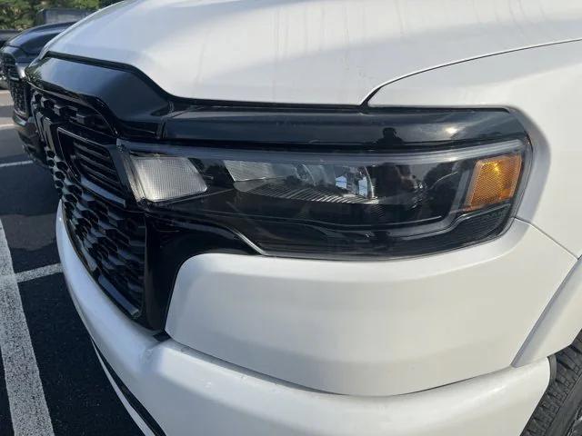 2025 RAM Ram 1500 RAM 1500 BIG HORN CREW CAB 4X4 64 BOX