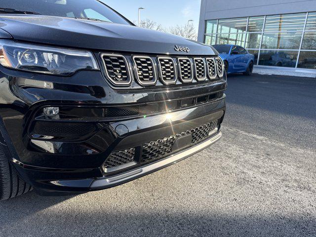 2025 Jeep Compass COMPASS LIMITED 4X4 2025 Jeep Compass COMPASS LIMITED 4X4