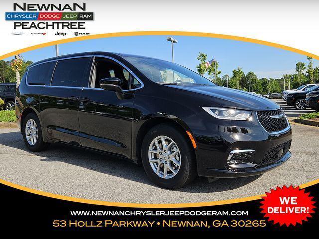 2025 Chrysler Pacifica PACIFICA SELECT