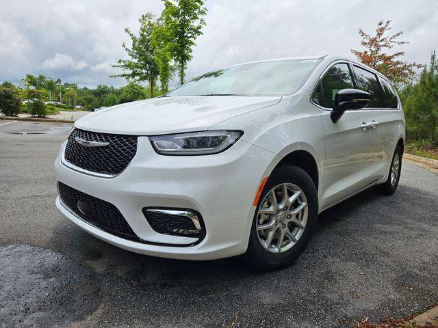 2025 Chrysler Pacifica PACIFICA SELECT