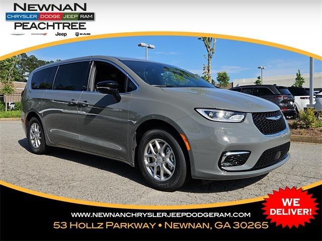 2025 Chrysler Pacifica PACIFICA SELECT
