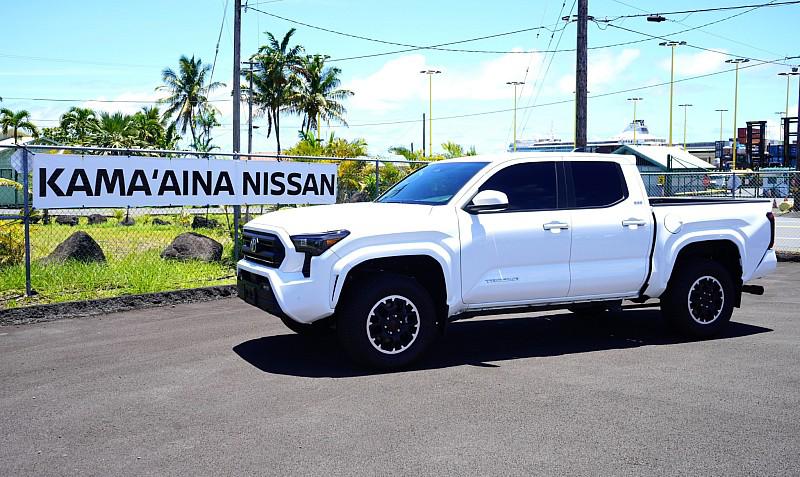 2024 Toyota Tacoma SR5 4WD
