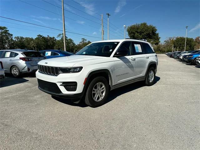 2023 Jeep Grand Cherokee Laredo 4x4