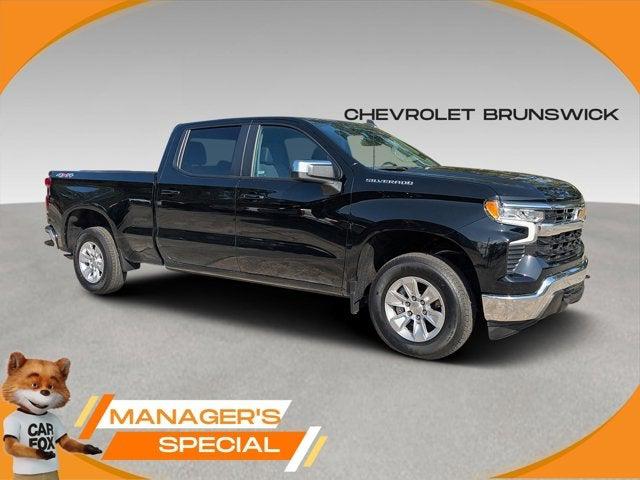 2023 Chevrolet Silverado 1500 4WD Crew Cab Standard Bed LT