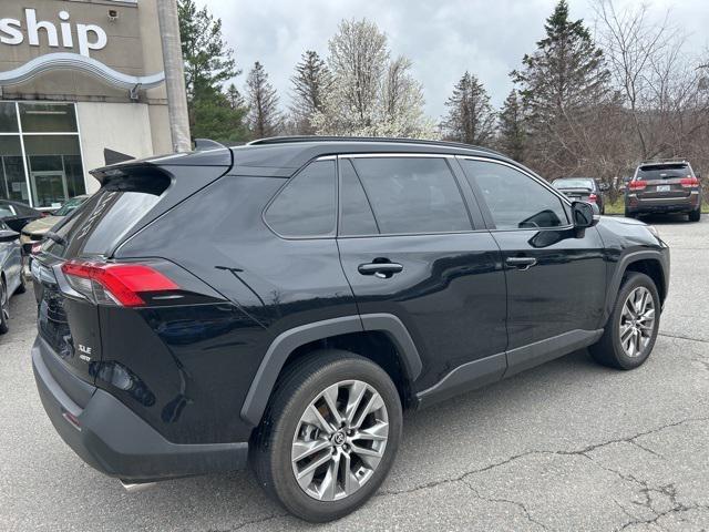 2022 Toyota RAV4 XLE Premium