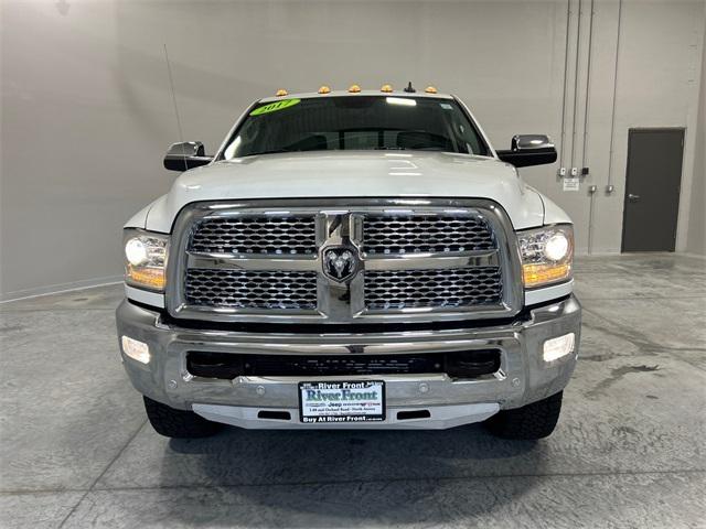 2017 RAM 2500 Laramie Crew Cab 4x4 64 Box