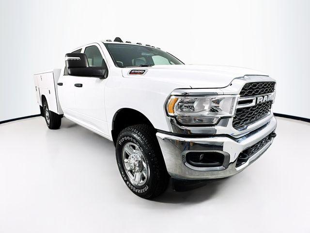 2024 RAM Ram 2500 RAM 2500 TRADESMAN CREW CAB 4X4 8 BOX