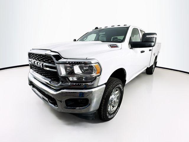 2024 RAM Ram 2500 RAM 2500 TRADESMAN CREW CAB 4X4 8 BOX
