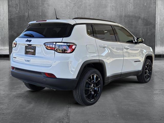 2025 Jeep Compass COMPASS LATITUDE 4X4