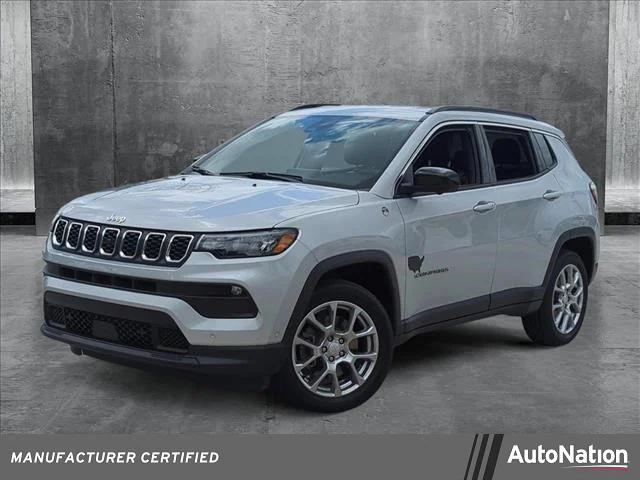 2024 Jeep Compass Latitude Lux FWD