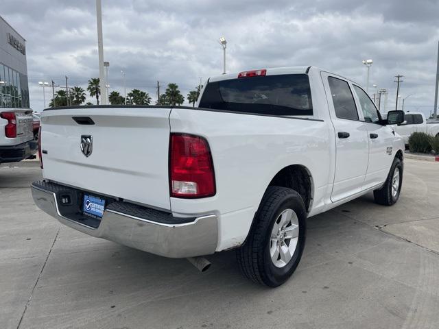 2022 RAM 1500 Classic SLT Crew Cab 4x2 57 Box