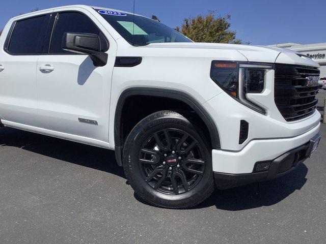 2023 GMC Sierra 1500 4WD Crew Cab Short Box Elevation with 3VL