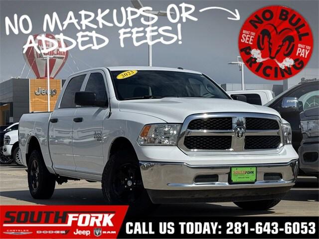 2023 RAM 1500 Classic Tradesman Crew Cab 4x4 57 Box