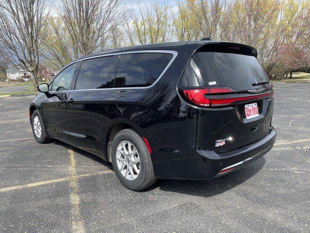 2025 Chrysler Pacifica PACIFICA SELECT