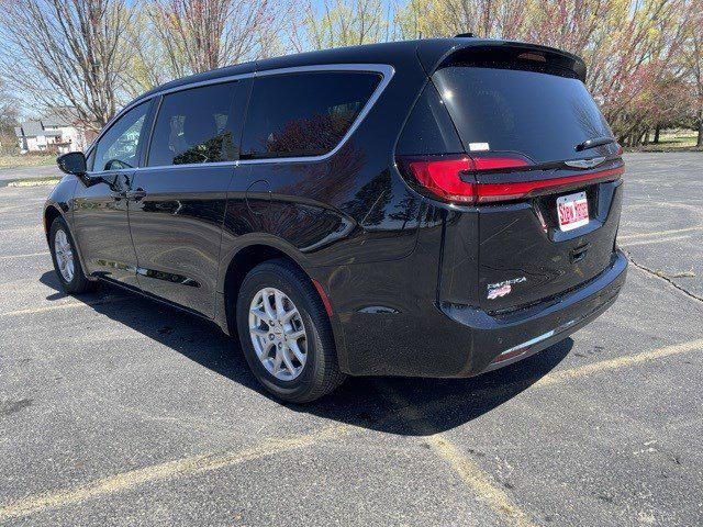 2025 Chrysler Pacifica PACIFICA SELECT