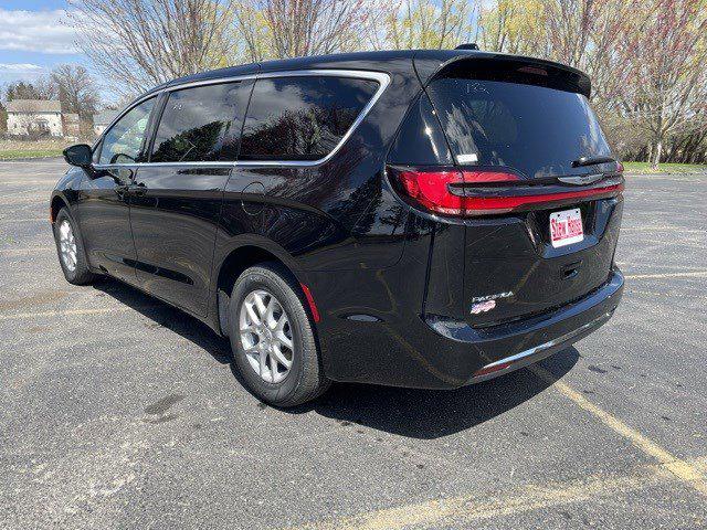 2025 Chrysler Pacifica PACIFICA SELECT