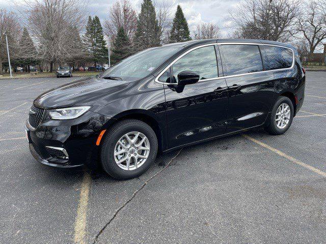 2025 Chrysler Pacifica PACIFICA SELECT