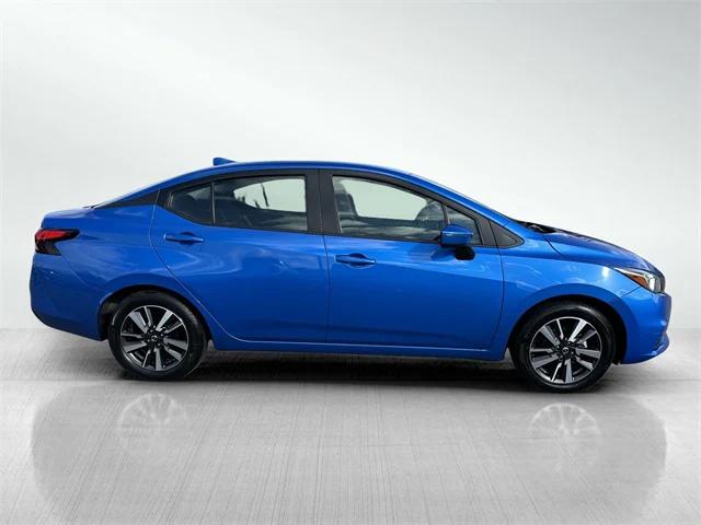 2021 Nissan Versa SV Xtronic CVT