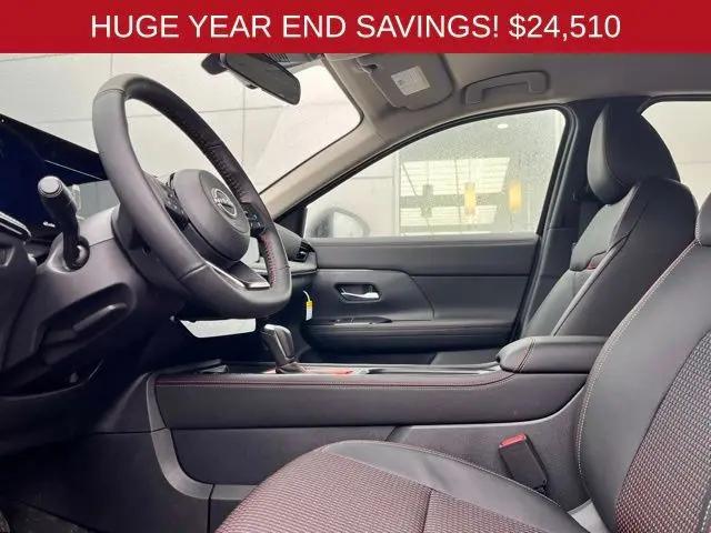 2025 Nissan Kicks SR Intelligent AWD