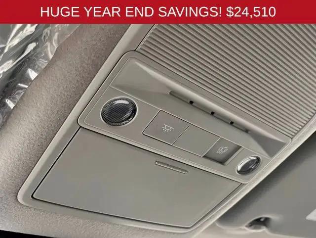 2025 Nissan Kicks SR Intelligent AWD