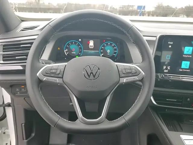 2025 Volkswagen Atlas Cross Sport 2.0T SE