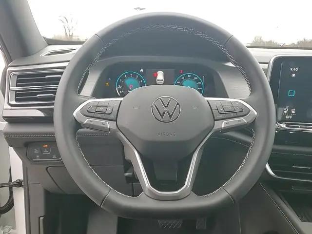 2025 Volkswagen Atlas Cross Sport 2.0T SE