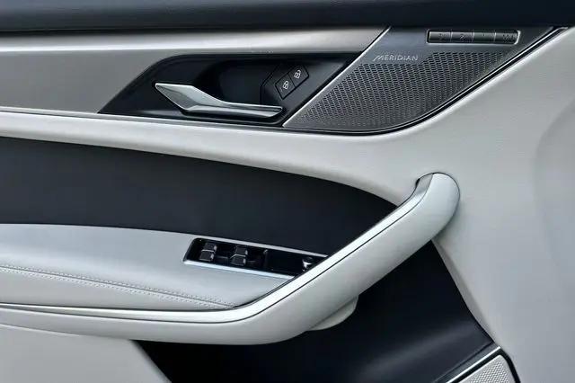 2026 Jaguar F-PACE R-Dynamic S P250 AWD Automatic
