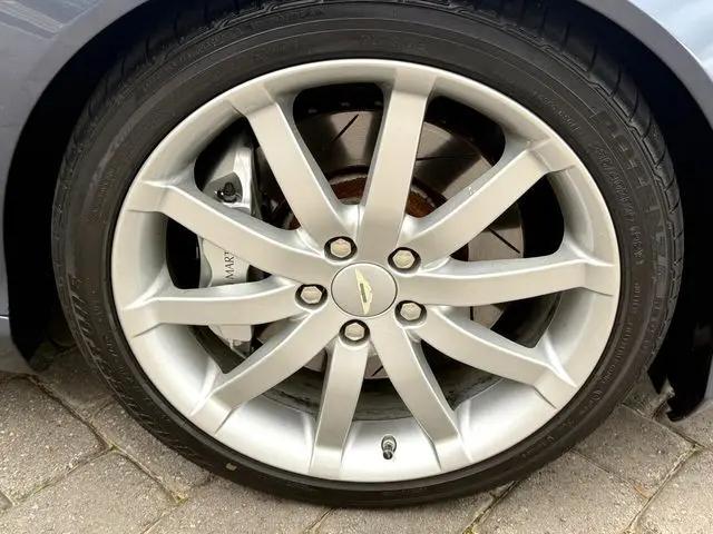 2005 Aston Martin DB9 Standard