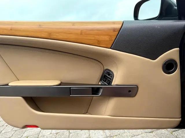 2005 Aston Martin DB9 Standard