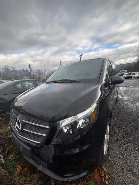 2018 Mercedes-Benz Metris Van