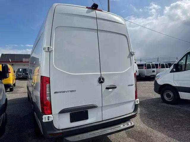 2023 Mercedes-Benz Sprinter Cargo Van High Roof 4-Cyl Gas