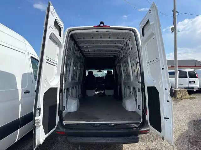 2023 Mercedes-Benz Sprinter Cargo Van High Roof 4-Cyl Gas
