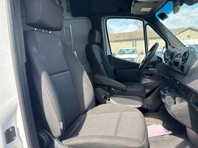 2023 Mercedes-Benz Sprinter Cargo Van High Roof 4-Cyl Gas