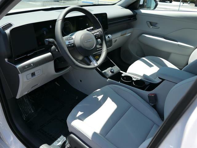 2025 Hyundai Kona EV SEL - Photo 11