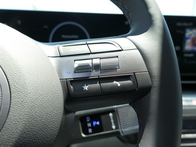 2025 Hyundai Kona EV SEL - Photo 15