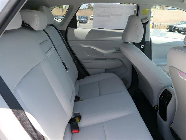 2025 Hyundai Kona EV SEL - Photo 22