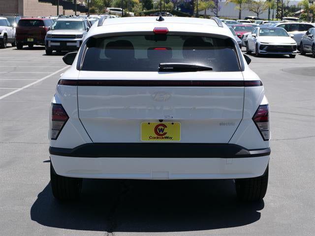 2025 Hyundai Kona EV SEL - Photo 31
