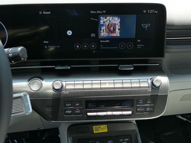 2025 Hyundai Kona EV SEL - Photo 45