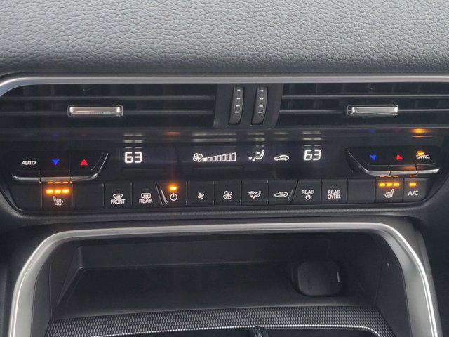 2025 Mazda X-90 Preferred Package