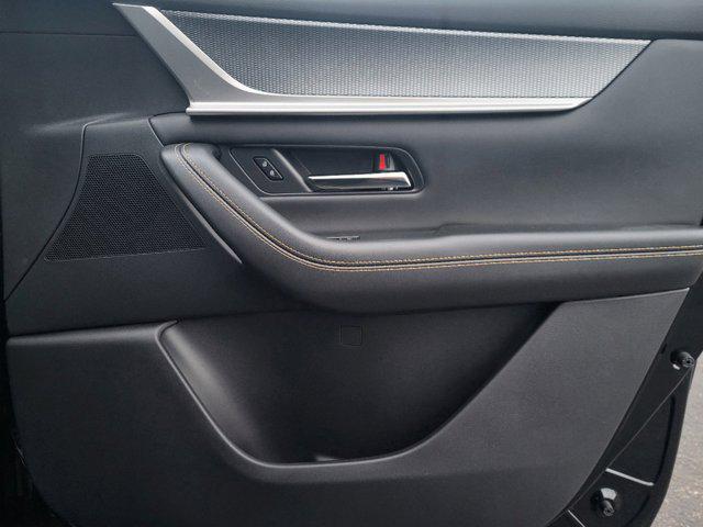 2025 Mazda X-90 Preferred Package